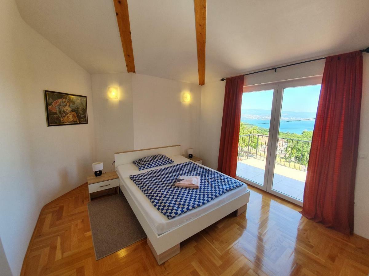 Apartman Dubravka 1 Lovran Bagian luar foto